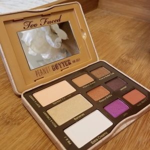 TOO FACED Peanut Butter & Jelly Eyeshadow Palette